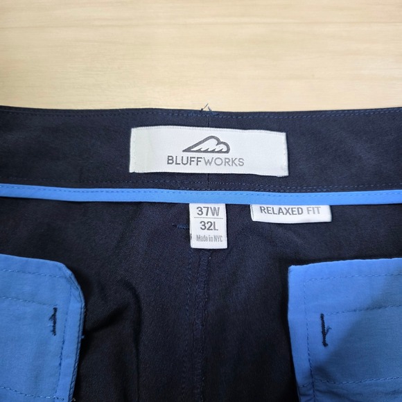 Bluffworks Black Work Play 5 Pocket Performance Chino Pants Size 37 W 32 L - Picture 3 of 9